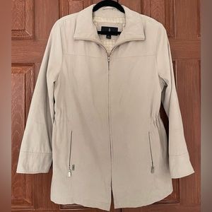 tan London Fog lightweight jacket large